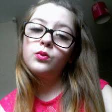 Holly Potts (@hollypotts58)