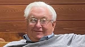 Paul Hedberg's Instagram, Twitter & Facebook