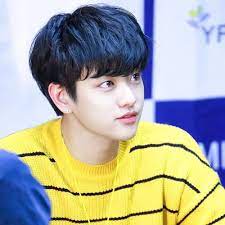 To people watching legend of the blue sea: Cross Gene S Shin Won Ho Legend Of The Blue Sea Speaking English Hairstyles And More Channel K