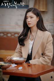 단아하게 머리 하나로 꽉 묶고 사랑의 불시착 서단 여동생 미모 뽐내는 아이린 인사이트 2020 배우 여신 머리
