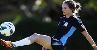 If you don't consider yourself much of a women's cricket fan, we're confident that will change after you check out our list. Top 10 Hottest Female Cricketers In The World 10 Most Beautiful Women Most Beautiful Women Beautiful Women
