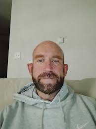 Sign for Paramedic ? Versus patient?