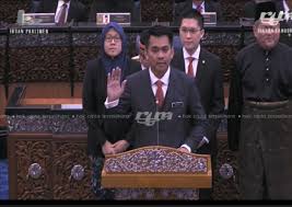 He died on november 27, 2018 in mumbai, maharashtra, india. Kdn Twitter àªªàª° Yb Dato Mohd Azis Bin Jamman Timbalan Menteri Dalam Negeri Mengangkat Sumpah Sebagai Ahli Parlimen Sepanggar Bagi Sidang Parlimen Ke 14 Tahniah Dan Selamat Menjalankan Tugas Yb Tmdn