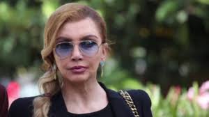 Storia della vita di milly carlucci, presentatrice tv italiana. Gabriella Carlucci Foto Oggi