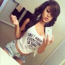 Résultat de recherche d'images pour "swag girl"