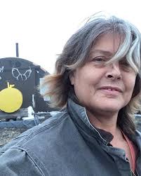 If you like her, Say yes! #sueaikens #LifeBelowZero #alaska #cold