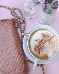 Kaffee In Wien Ein Klassiker In 2020 Latte Food Drinks