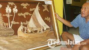 83 gambar foto sketsa wajah hitam putih paling. Warga Mojokerto Ini Manfaatkan Pelepah Pisang Jadi Lukisan Kolase Tribun Jatim