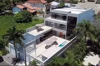 Resultado de imagem para Gabigol se muda para mansão de R$ 12 milhões com 5 suítes, piscina aquecida e salão de jogos para resenha; veja fotos