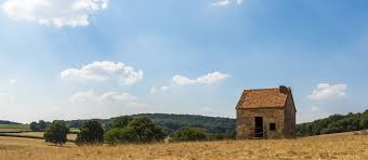 Car le département du var est le département où l'on enregistre le plus de villes et de villages qui atteignent une température de plus 42 degrés. 10 Lieux Recules De France Pour Un Calme Assure
