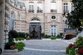 Hotels Particuliers De Paris L Hotel Menier Au Parc Monceau Hotel Hotel Particulier Faire Construire