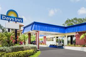 1051 3rd st , fort myers beach, florida 33931. Days Inn By Wyndham Fort Myers Springs Resort Fort Myers Fl Hotels