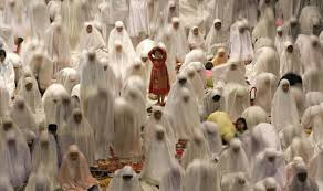 Sebagai salah satu agama tertua di dunia, hampir 99,99% pemeluknya tinggal di asia selatan dan di india sendiri, 90% pemeluknya tinggal di sana. Pentingnya Sholat