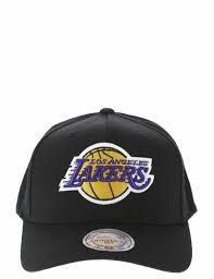 It is bodoni and it is not team's property. La Lakers Logo 110 Snapback Black Team Men S Accessories Shop Sunnies Hats Bags More Backdoor Mitch Ness W19