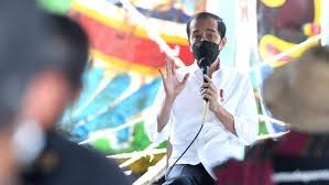 Ia sendiri mengucapkan selamat ulang tahun kepada jokowi melalui akun media sosialnya. Jokowi Ulang Tahun Ke 60 Di Tengah Desakan Lockdown