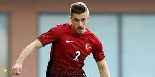Beşiktaş'la sözleşmesi sona eren ve euro 2020'de forma şansı bulup avrupa'dan teklif almayı planlayan dorukhan toköz büyük bir şok yaşıyor. Dorukhan Tokoz Ilk Kez A Milli Takim Formasini Giydi