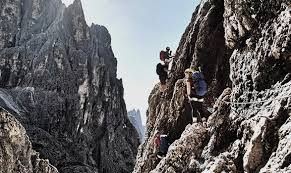 Martin in passeier is a comune in the passeier valley in south tyrol, northern italian, located about 35 kilometres northwest of bolzano. San Martino Di Castrozza Alle Details Salewa Deutschland
