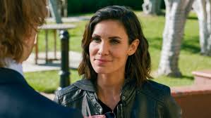 The team helps ncis agent tony dinozzo track down a money launderer who escaped just before being brought into his custody. Did Ncis Los Angeles Just Foreshadow The Return Of Sociopath David Kessler