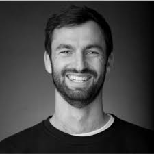 Let's say you only had 15 minutes to prepare for a customer meeting. Could  you still crush the call? To test this we had two of our best account  managers, Karen Hor