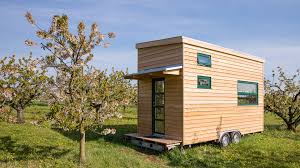 Lots of natural light brings the outside in and expand the feeling of space. Startseite Tiny House