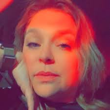 Racheal Anastasia (@RachMAnastasia)