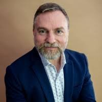 Stuart Bryan's Instagram, Twitter & Facebook