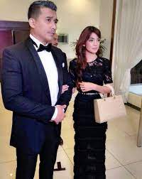 Eleena haris feat faezal drama : Sipnosis Drama Isteri Tuan Make Up Cosmetic Beauty Shop Facebook