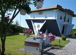 Der keramiker axel rottstock lebt und arbeitet seit 1997 in glashütte. Freizeitanbieter Ostseebad Trassenheide