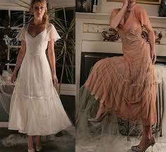 Best Vintage Inspired Ideas For Weddings Wild Wild West Vintage Wedding Western Style Dresses Cowgirl Dresses Country Western Dresses