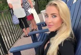 Sam dekker issues strong response to j.r. Sam Dekker And His Wife Seen Enjoying Their New Home In Cleveland Cavaliers Nation