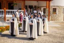 Foto: Professione Semplice nel Carmel – Sr. Maria Iuliana a Sf. Familii – 6  settembre 2025 – La Madonna del Carmine