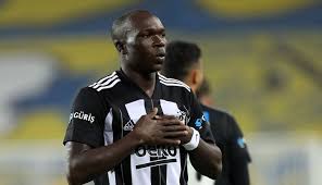 Последние твиты от vincent aboubakar (@vaboubakar). Aboubakar In Aci Gunu Orta Cizgi Besiktas Haberleri Besiktas Transfer Haberleri