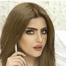خبيره تجميل On Instagram لايك فولو تساريح فاشن تشقير تشقير حواجب صبغه صبغه حواجب صبغه شعر فير لف شعر استشوار مناكير مناك Hair Styles Long Hair Styles Beauty