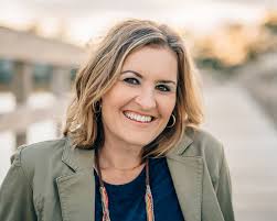 This girl is pure magic and I am so glad to have her in my life. She is the  funniest, most authentic and down to earth friend and when I first met