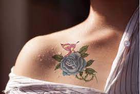 Tattoo Ranke 20 Tolle Designideen Mit Rosenranke Fur Damen In 2020 Flower Tattoo Designs Sunflower Tattoo Shoulder Flower Tattoo Meanings