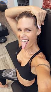Michelle Hunziker nackt, Nacktbilder, Playboy, Nacktfotos, Fakes, Oben Ohne