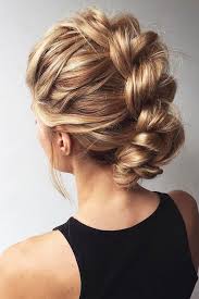 21 Lovely Medium Length Hairstyles To Wear At Date Night Goruntuler Ile Uzun Sac Modelleri Muhtesem Sac Modelleri Sac Urunleri