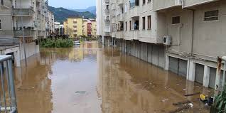 Sel sonrası göle dönen artvin'in arhavi ilçe merkezi havadan görüntülendi. Arhavi Arhavizyon Arhavi Sular Altinda