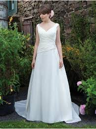 In der hüfte gerafftes brautkleid von pure white by lilly. Glamourose Geraffte Brautkleider Grosse Grossen Mit Tragern