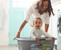 How Often Should You Bathe Your Baby, From Birth Through Early Childhood? |  Pediatrics | Your Pregnancy Matters | Ut Southwestern Medical Center
