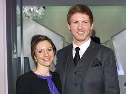 Zu seiner aktiven zeit als fußballer spielte er beim fc augsburg und dem tsv 1860. Hochzeit In Garmisch Partenkirchen Hoffenheim Trainer Julian Nagelsmann Hat Geheiratet