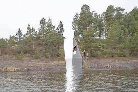 Når det neste sommer har gått ti år siden terroren rammet norge, vil minnesmerket over de drepte ha kostet over 300 millioner kroner. Geolog Kritisk Til Utoya Minnesmerke Dagsavisen
