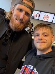 Just ran into Marc Staal at Pru. : r/rangers