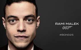 He was born on may 12, 1981, in los angeles, with an identical twin brother named sami malek, who is four minutes younger than him. Bond Bosewicht Rami Malek Zweifelte An Seiner Rolle Kino Co
