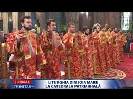 Cine citește exegeții procesului mântuitorului textele deniei și liturghiei din joia mare sunt relevatoare pentru ceea ce a gândit și trăit domnul hristos întru întărirea comunității de ucenici din care va dospi. Liturghia Din Joia Mare La Catedrala PatriarhalÄ Youtube