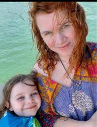 Sharing Creative Tabletop Arrangements and Decorations