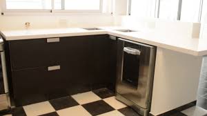 Colocar o cambiar encimeras de silestone: Union En Encimera De Silestone San Marco Diseno Youtube
