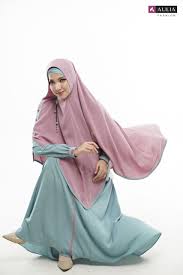 Pembayaran mudah, pengiriman cepat & bisa cicil 0%. Baju Gamis Terbaru Modern Dan Elegan 2020 2021 Model Pakaian Pakaian Model