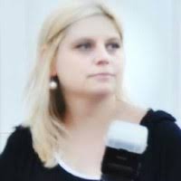 20+ Profile mit dem Suchbegriff „Dora“