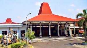 Ditulis pada 14 september 2017. Museum Ronggowarsito Etalase Budaya Dan Sejarah Traverse Id